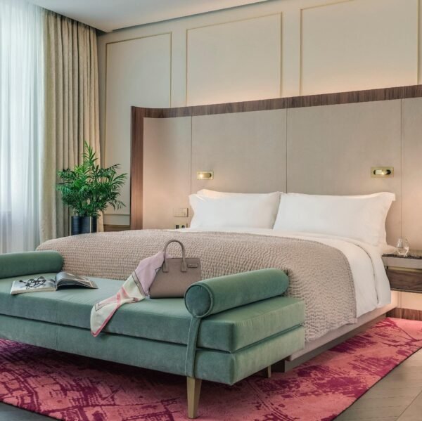 Magic light – Modern LED wall lamp for reading - Image 9